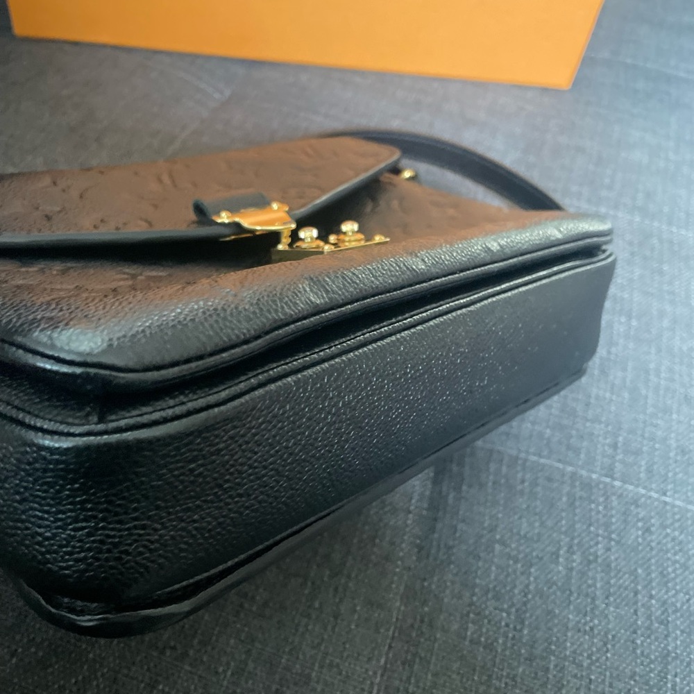 Louis Vuitton pochette Metis empreinte - Picture 11 of 11